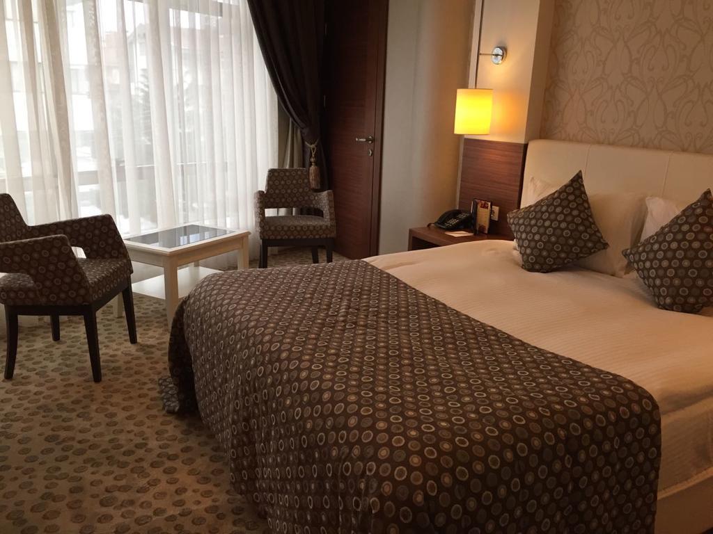 Vivaldi Park Hotel Άγκυρα Εξωτερικό φωτογραφία